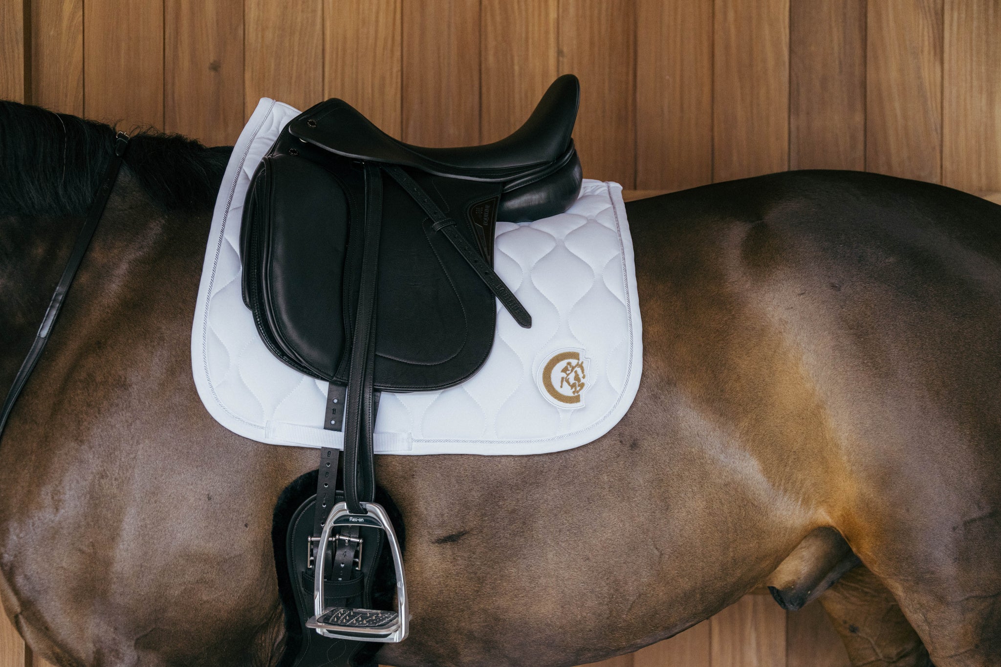 SADDLE PAD WAVE