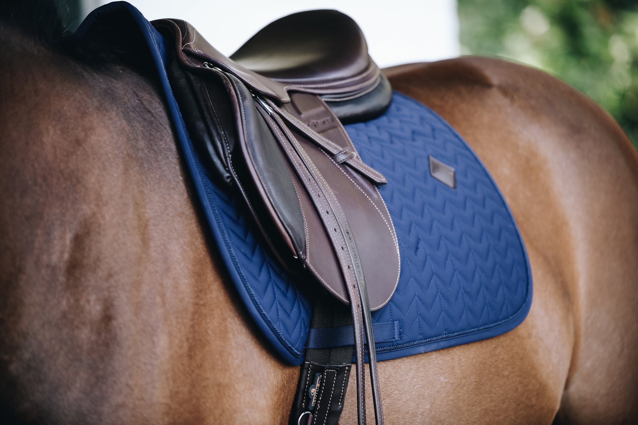 SADDLE PAD FISHBONE