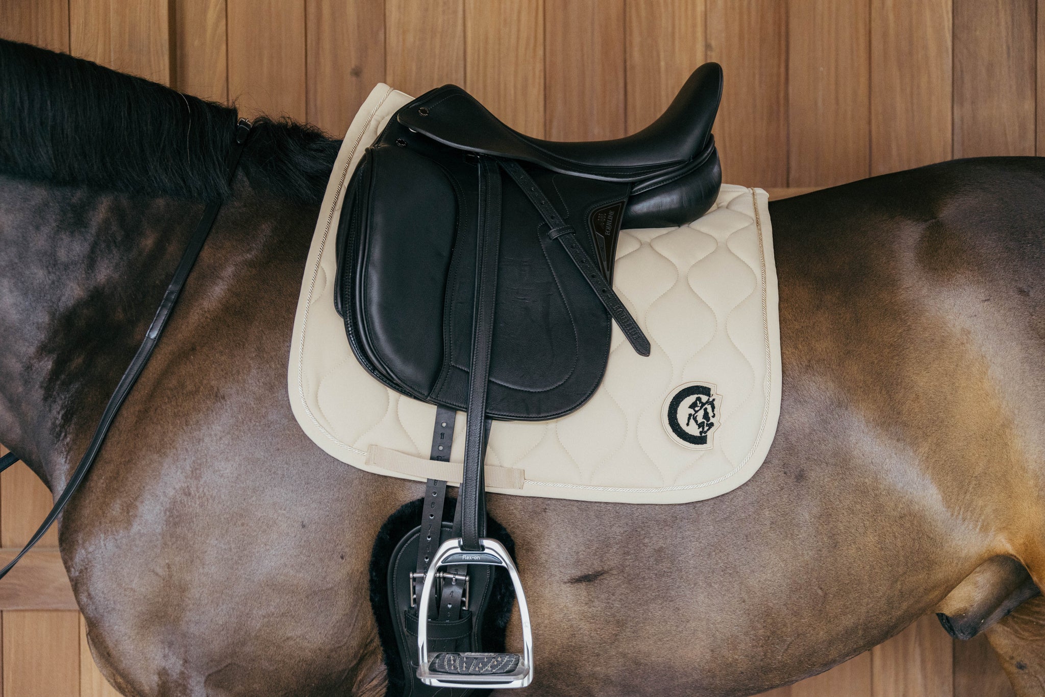 SADDLE PAD WAVE