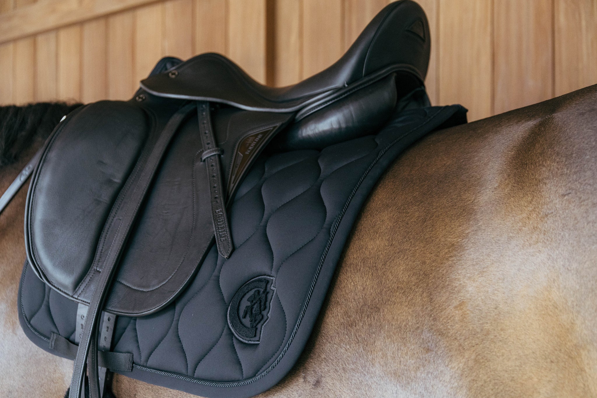 SADDLE PAD WAVE